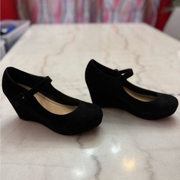 Y-Not? Shoes - Y-Not? Black Mary Jane Wedge Shoes